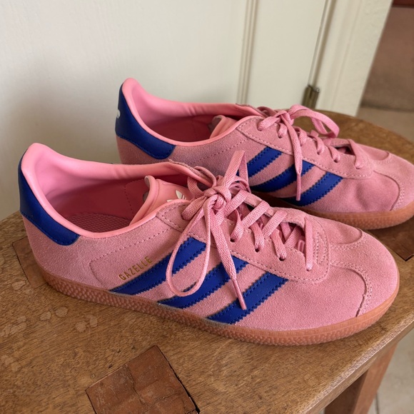 Adidas Gazelle Pink with Blue Stripes - Picture 7 of 7